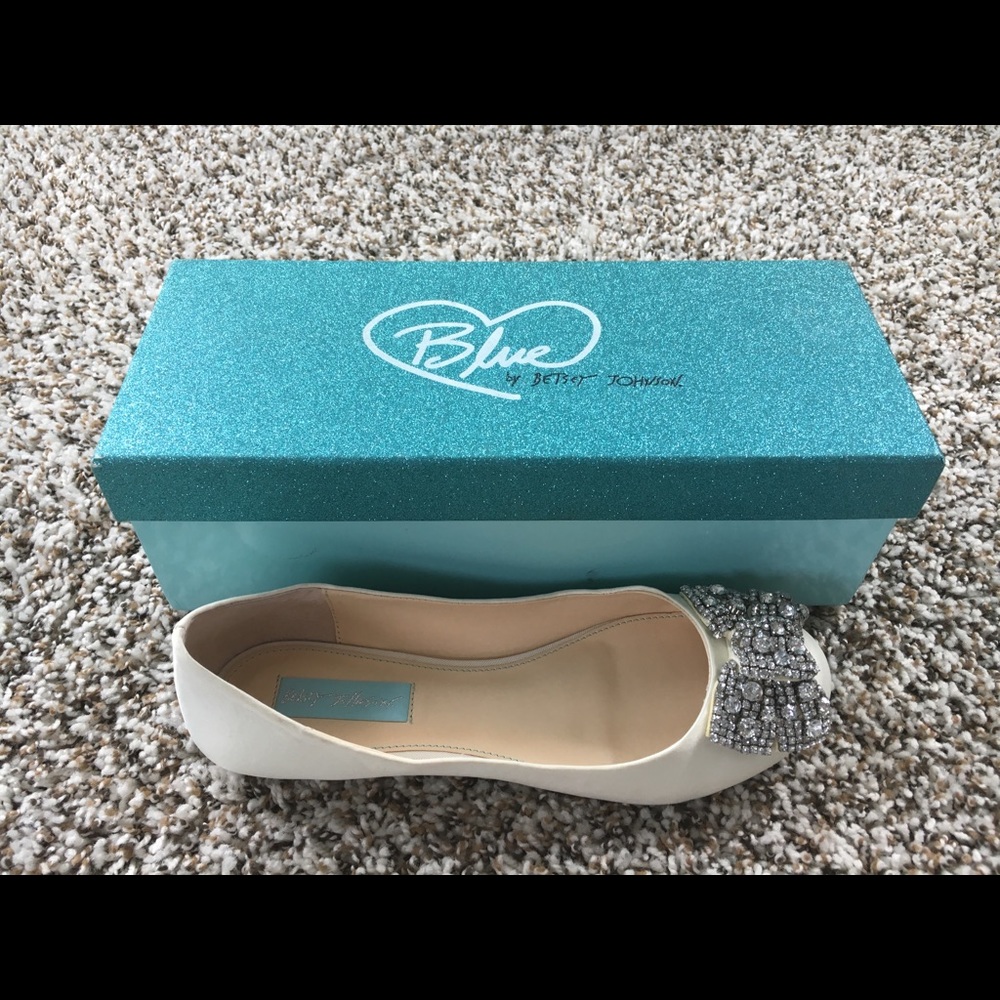 Blue by Betsy Johnson ballet flat